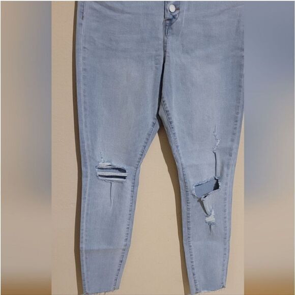 Blank NYC Great Jones Button Fly Distresses Light Denim Skinny 30 - Picture 3 of 9